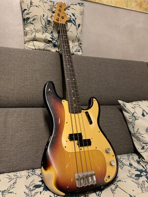 Fender Precision Custom Shop ‘59 Relic