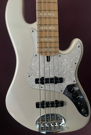 Lakland Skyline DJ-5