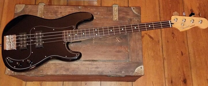 Fender Blacktop Precision Bass BLK