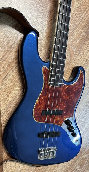 Fender Jazz Bass 1968 pimped