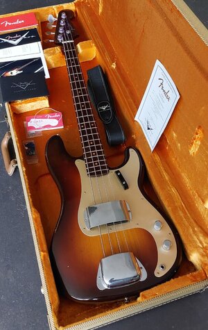 Fender Custom Shop '57 Precision lim. Ed. With rosewood neck!!