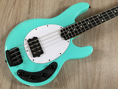 Ernie Ball Music Man StingRay Special 03.jpg