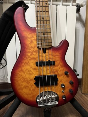 Lakland Skyline 55-02 Deluxe