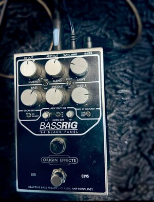 Origin Effects Bassrig 64 Black Panel