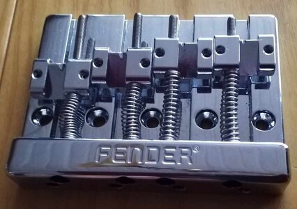 Fender bridge.jpg