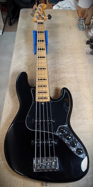 Fender American Deluxe Jazz Bass 5 BJ 2015