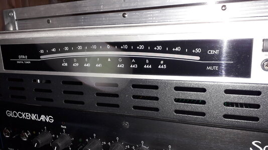 Glockenklang - Korg Tuner 003.jpg