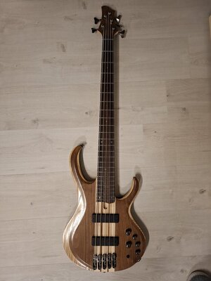 Ibanez BTB 745 , 5 Seiter, neue