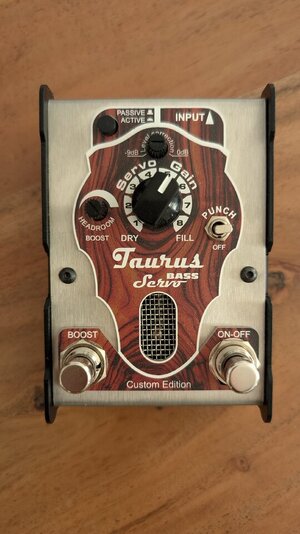 Taurus Bass Sevo Tube Pedal