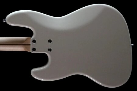 Vincent-Metropol-Fretless-White-B-Stock-5-1024x683.jpg