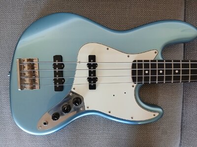 Squier Jazz Bass James Johnston