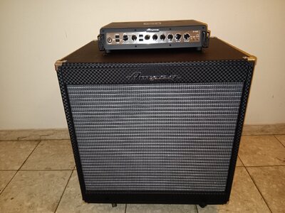 Ampeg Bassanlage Portaflex PF 500 und Box PF 115 LF