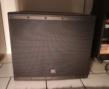 JBL Eon 618S, Subwoofer