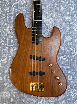 Moon JJ-4 Walnut Jazz Bass Japan