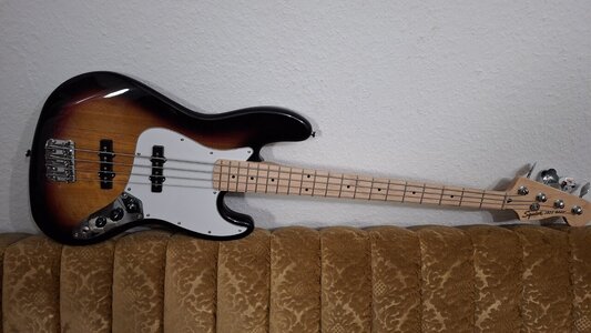 Squier Affinity Jazz Bass