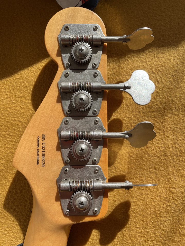 Fender p deals bass tuners