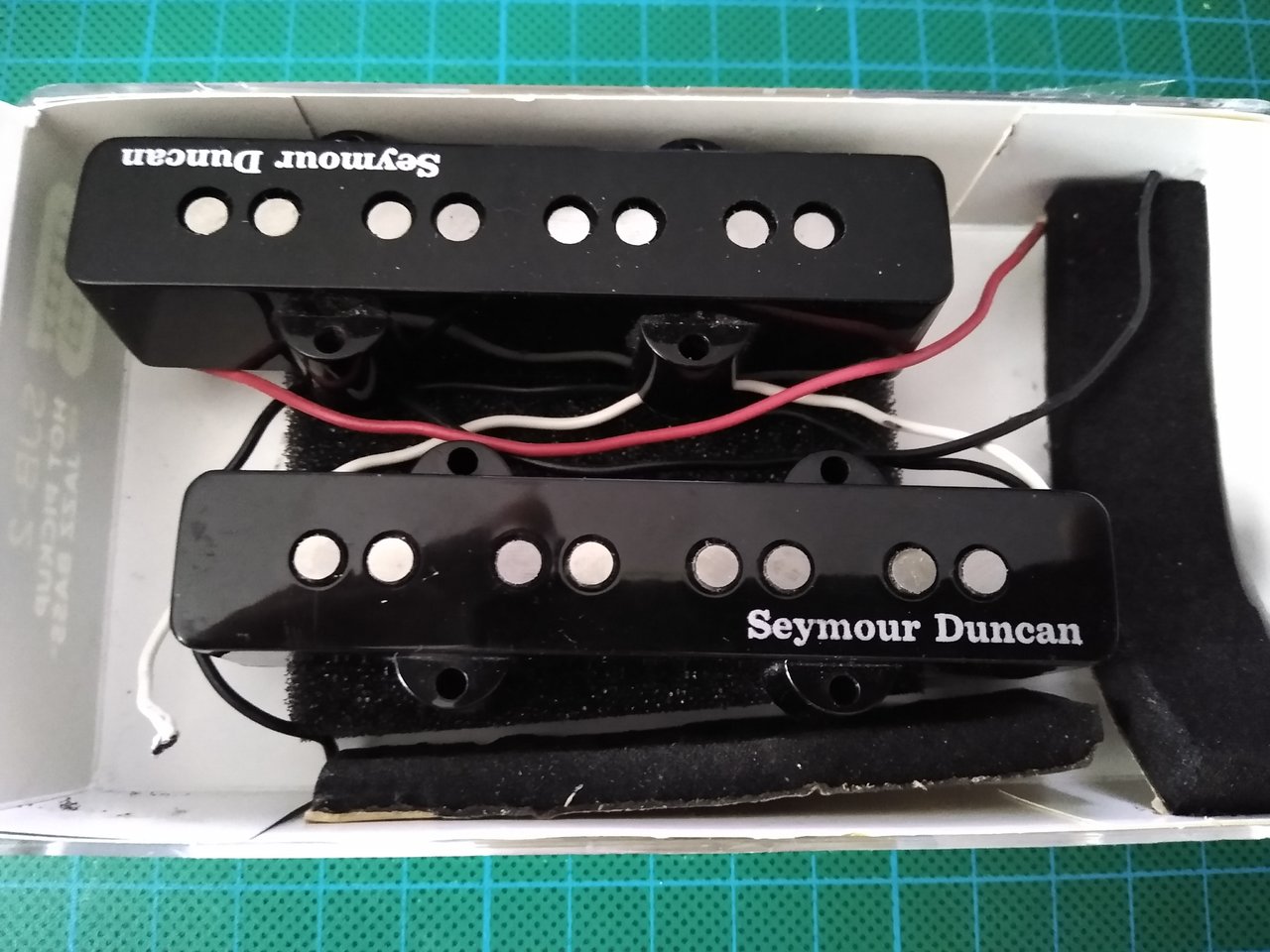 Seymour Duncan SJB-2 Hot Pickup for Jazz Bass Set | Bassic.de